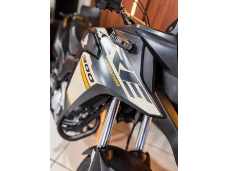 HONDA XRE 300 ADVENTURE, Foto 8