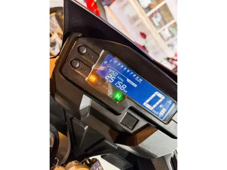 HONDA XRE 300 ADVENTURE, Foto 11