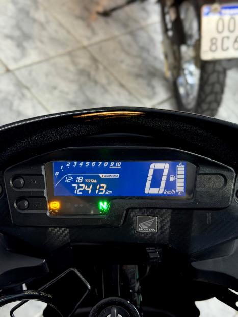 HONDA XRE 300 ADVENTURE, Foto 5