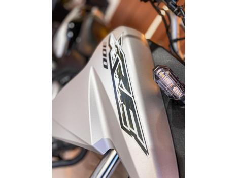 HONDA XRE 300 FLEX, Foto 7