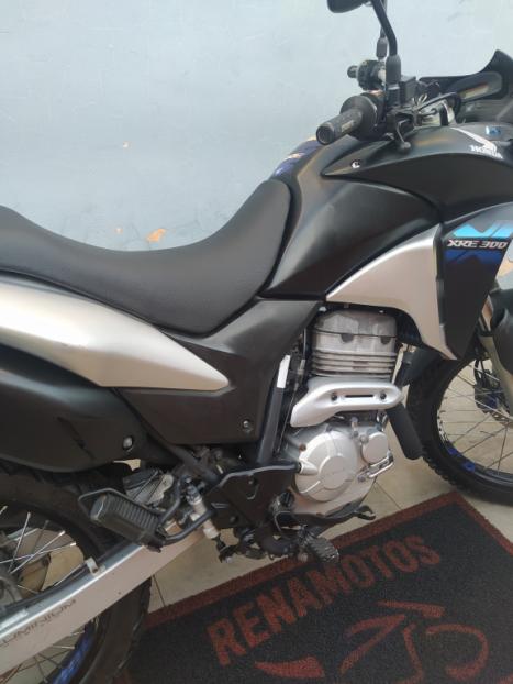 HONDA XRE 300 FLEX, Foto 3