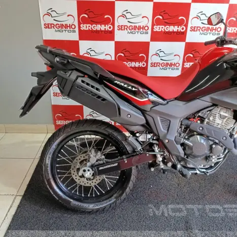 HONDA XRE 300 RALLY ABS, Foto 2