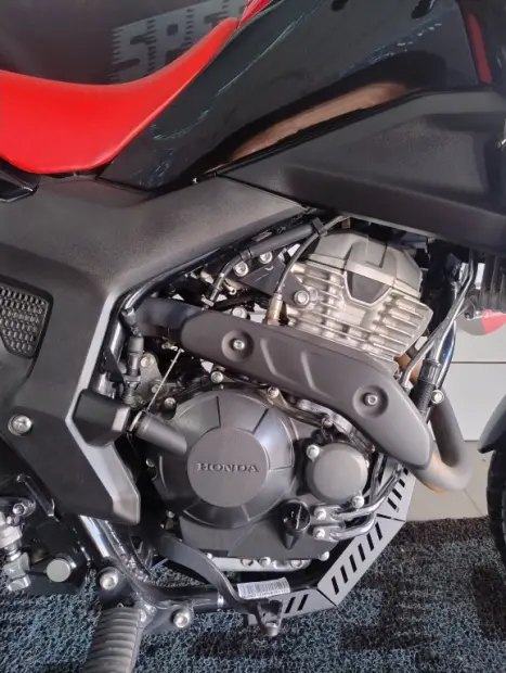 HONDA XRE 300 Sahara RALLYE, Foto 10