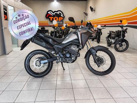 HONDA XRE 300 Sahara , Foto 1