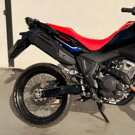 HONDA XRE 300 Sahara RALLYE, Foto 10