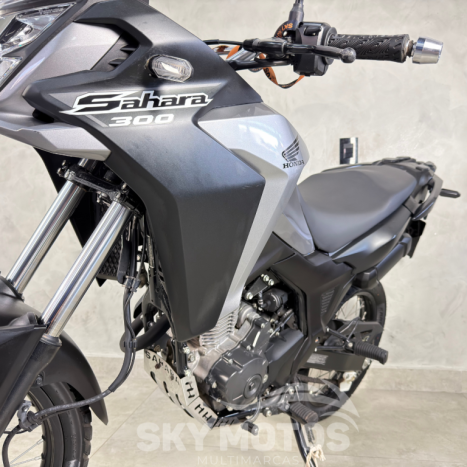 HONDA XRE 300 Sahara , Foto 15