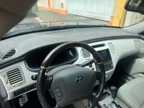 HYUNDAI Azera 3.3 V6 24V GLS AUTOM�TICO, Foto 7