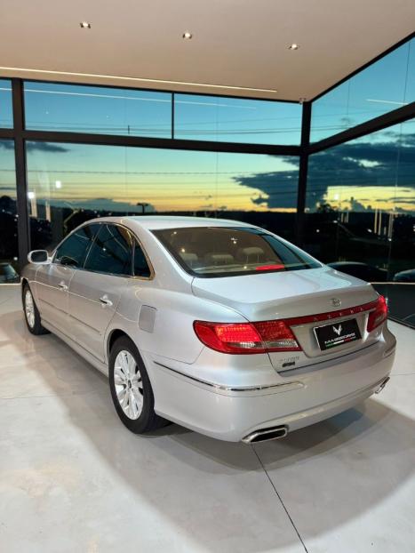 HYUNDAI Azera 3.3 V6 24V GLS AUTOM�TICO, Foto 4