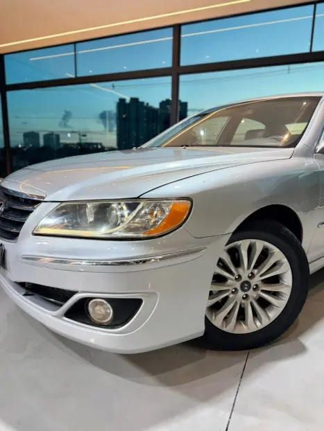 HYUNDAI Azera 3.3 V6 24V GLS AUTOM�TICO, Foto 2