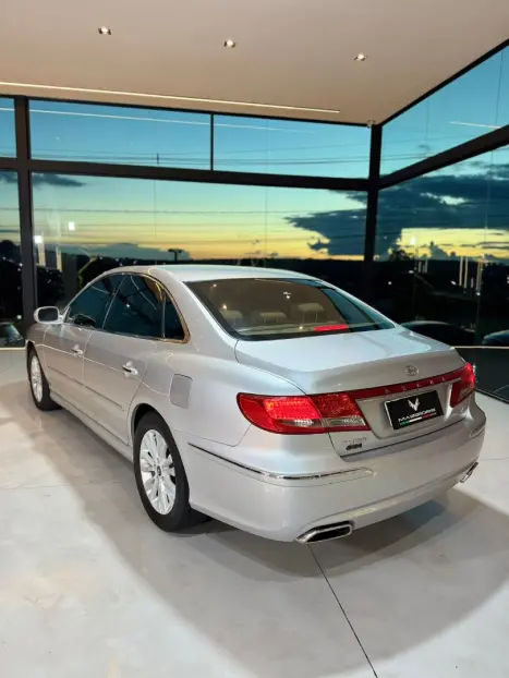 HYUNDAI Azera 3.3 V6 24V GLS AUTOM�TICO, Foto 4