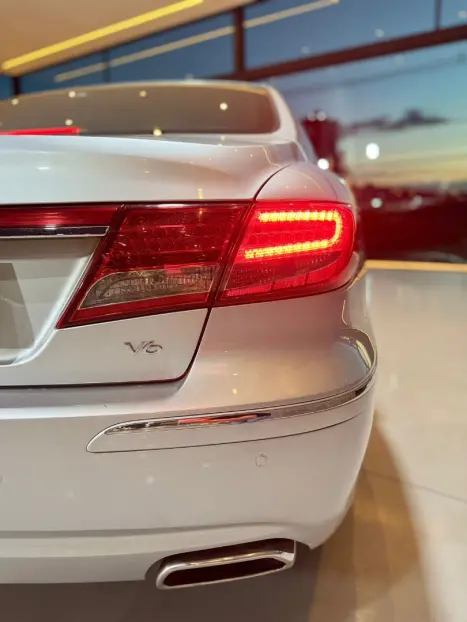 HYUNDAI Azera 3.3 V6 24V GLS AUTOM�TICO, Foto 10