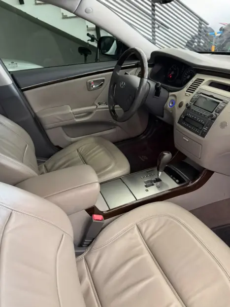 HYUNDAI Azera 3.3 V6 24V GLS AUTOMÁTICO, Foto 14