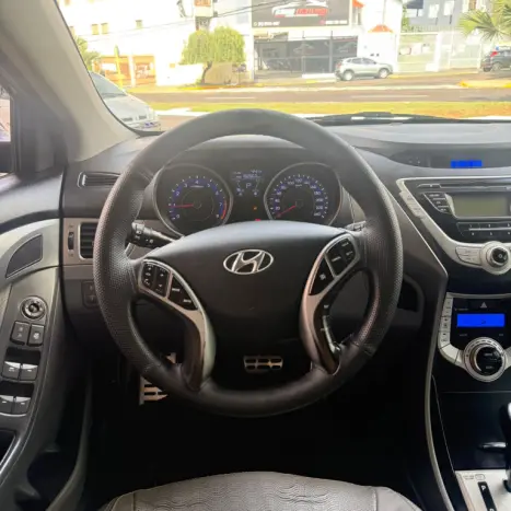 HYUNDAI Elantra 1.8 16V 4P GLS AUTOM�TICO, Foto 14