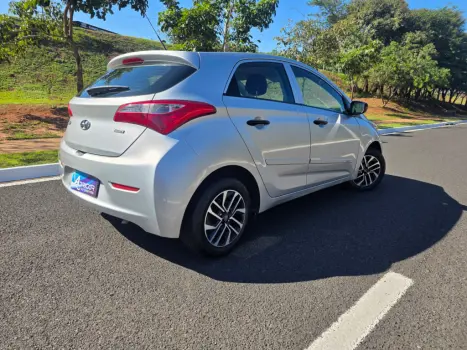 HYUNDAI HB 20 Hatch 1.0 12V 4P FLEX COMFORT, Foto 4