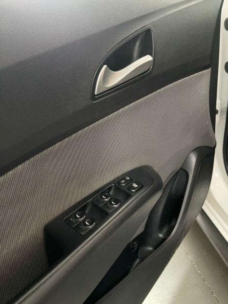 HYUNDAI HB 20 Hatch X 1.6 16V 4P PREMIUM FLEX AUTOMTICO, Foto 13