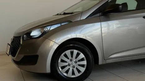 HYUNDAI HB 20 Hatch 1.0 12V 4P FLEX UNIQUE, Foto 5