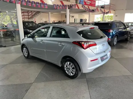 HYUNDAI HB 20 Hatch 1.0 12V 4P FLEX UNIQUE, Foto 7 HYUNDAI HB 20 Hatch 1.0 12V 4P FLEX UNIQUE, Foto 7