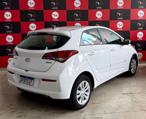 HYUNDAI HB 20 Hatch 1.6 16V 4P FLEX COMFORT PLUS AUTOMÁTICO, Foto 5 HYUNDAI HB 20 Hatch 1.6 16V 4P FLEX COMFORT PLUS AUTOMÁTICO, Foto 5