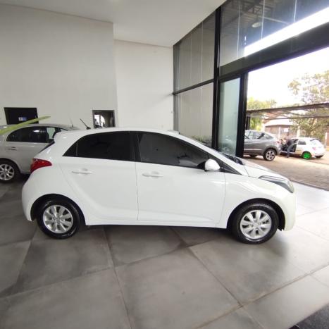 HYUNDAI HB 20 Hatch 1.6 16V 4P COMFORT FLEX AUTOMÁTICO, Foto 5 HYUNDAI HB 20 Hatch 1.6 16V 4P COMFORT FLEX AUTOMÁTICO, Foto 5