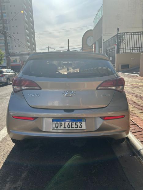 HYUNDAI HB 20 Hatch 1.6 16V 4P FLEX COMFORT PLUS AUTOMTICO, Foto 9