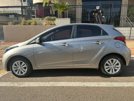 HYUNDAI HB 20 Hatch 1.6 16V 4P FLEX COMFORT PLUS AUTOMTICO, Foto 15