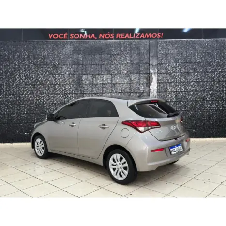 HYUNDAI HB 20 Hatch 1.6 16V 4P COMFORT FLEX AUTOMTICO, Foto 8