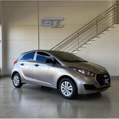 HYUNDAI HB 20 Hatch , Foto 1