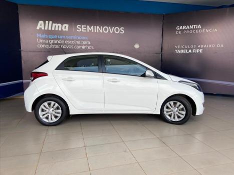 HYUNDAI HB 20 Hatch 1.6 16V 4P FLEX COMFORT PLUS AUTOMTICO, Foto 4