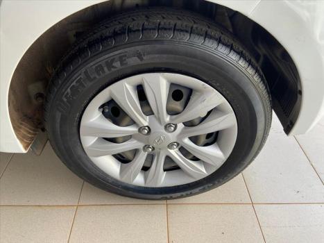 HYUNDAI HB 20 Hatch 1.6 16V 4P FLEX COMFORT PLUS AUTOMTICO, Foto 9