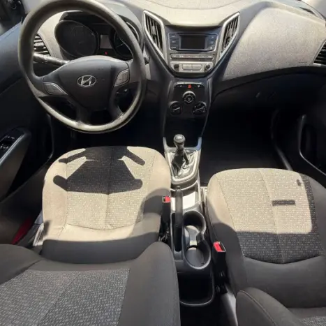 HYUNDAI HB 20 Hatch , Foto 2