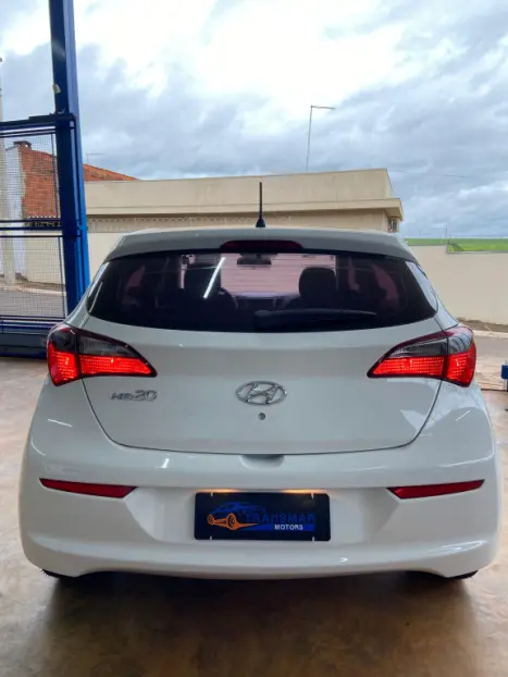 HYUNDAI HB 20 Hatch 1.0 12V 4P FLEX UNIQUE, Foto 7