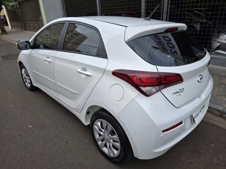 HYUNDAI HB 20 Hatch 1.6 16V 4P FLEX COMFORT PLUS AUTOM�TICO, Foto 3