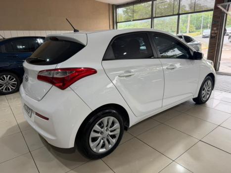 HYUNDAI HB 20 Hatch 1.0 12V 4P FLEX COMFORT PLUS, Foto 4