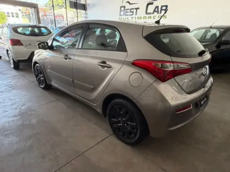 HYUNDAI HB 20 Hatch 1.0 12V 4P FLEX COMFORT, Foto 3