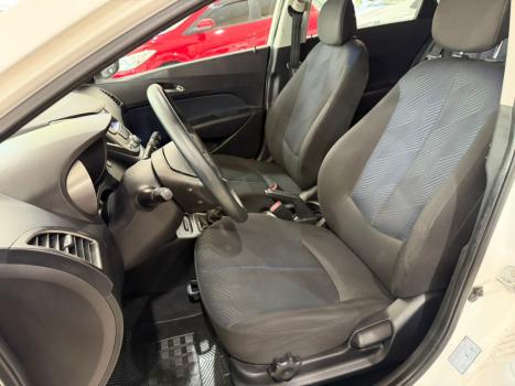 HYUNDAI HB 20 Hatch 1.6 16V 4P FLEX COMFORT PLUS, Foto 10