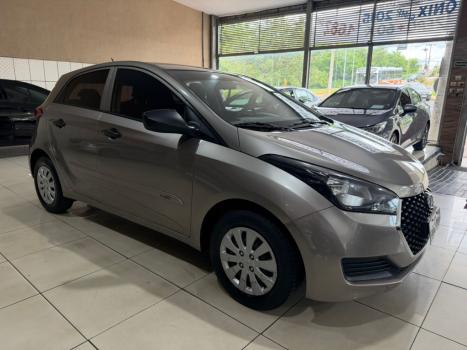 HYUNDAI HB 20 Hatch 1.0 12V 4P FLEX UNIQUE, Foto 12