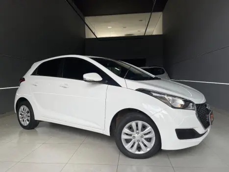 HYUNDAI HB 20 Hatch 1.6 16V 4P FLEX COMFORT PLUS AUTOM�TICO, Foto 1