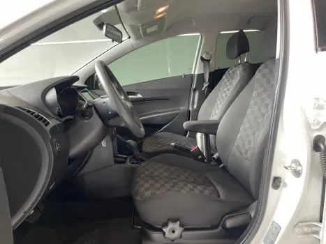 HYUNDAI HB 20 Hatch 1.6 16V 4P FLEX COMFORT PLUS AUTOM�TICO, Foto 6