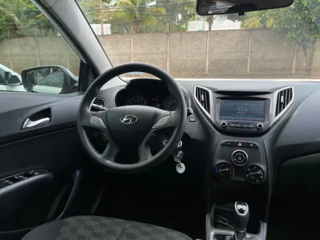 HYUNDAI HB 20 Hatch 1.6 16V 4P FLEX COMFORT PLUS AUTOM�TICO, Foto 9