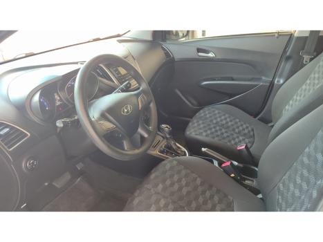 HYUNDAI HB 20 Hatch 1.6 16V 4P FLEX COMFORT PLUS AUTOM�TICO, Foto 4