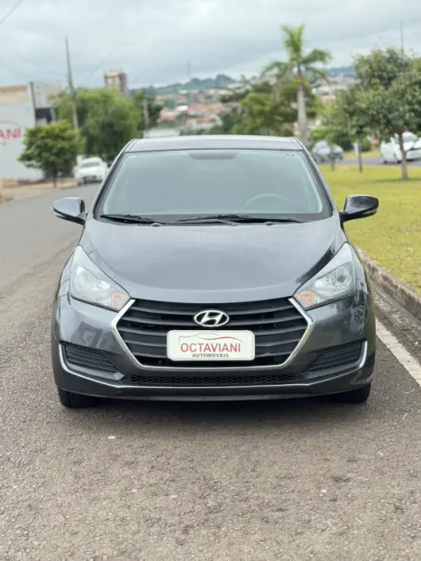 HYUNDAI HB 20 Hatch 1.6 16V 4P FLEX COMFORT PLUS AUTOM�TICO, Foto 3