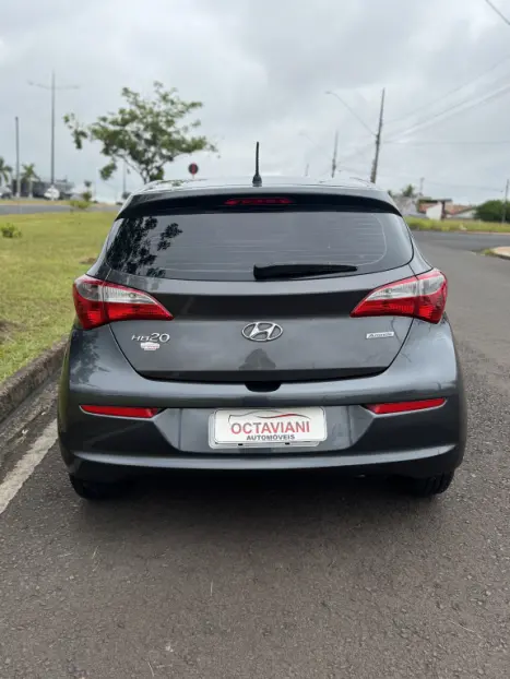 HYUNDAI HB 20 Hatch 1.6 16V 4P FLEX COMFORT PLUS AUTOM�TICO, Foto 5