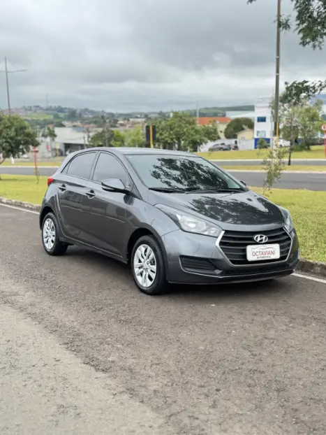 HYUNDAI HB 20 Hatch 1.6 16V 4P FLEX COMFORT PLUS AUTOM�TICO, Foto 6