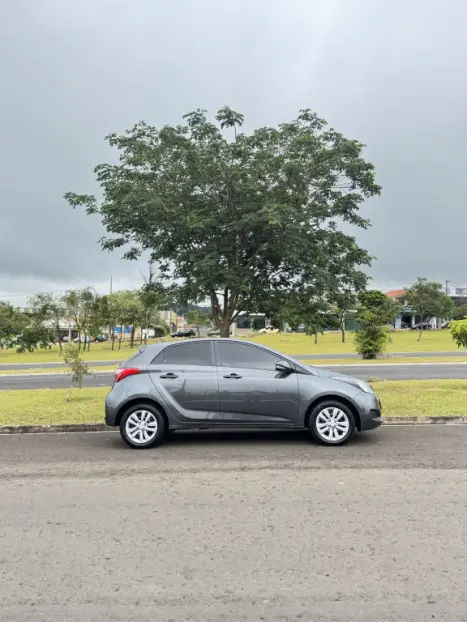 HYUNDAI HB 20 Hatch 1.6 16V 4P FLEX COMFORT PLUS AUTOM�TICO, Foto 10