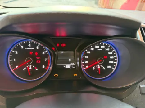 HYUNDAI HB 20 Hatch X 1.6 16V 4P STYLE FLEX AUTOM�TICO, Foto 9