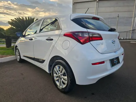 HYUNDAI HB 20 Hatch 1.0 12V 4P FLEX UNIQUE, Foto 5