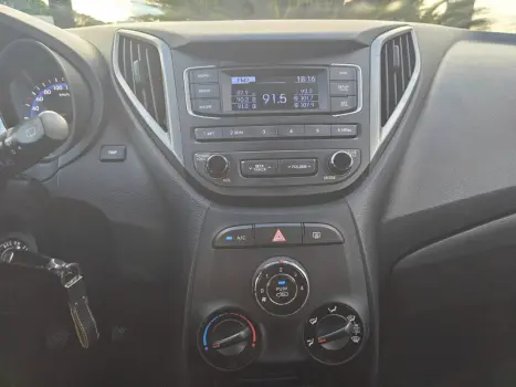 HYUNDAI HB 20 Hatch 1.0 12V 4P FLEX UNIQUE, Foto 11