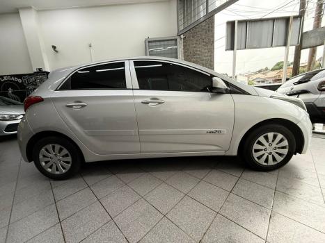 HYUNDAI HB 20 Hatch 1.6 16V 4P FLEX COMFORT PLUS, Foto 8