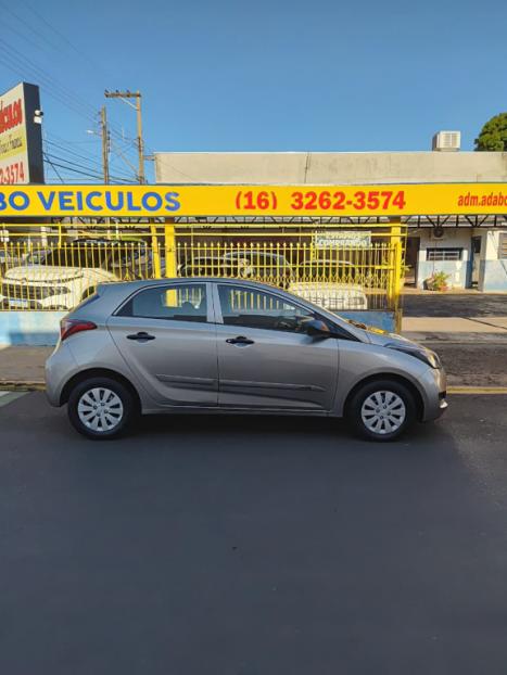 HYUNDAI HB 20 Hatch 1.0 12V 4P FLEX UNIQUE, Foto 2