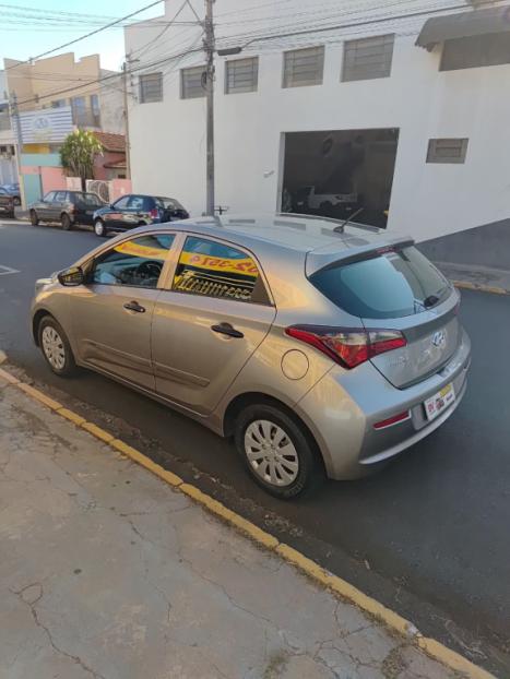 HYUNDAI HB 20 Hatch 1.0 12V 4P FLEX UNIQUE, Foto 3